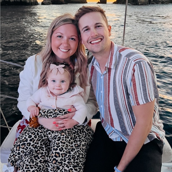 M E E T   C H R I S T I N - Picture 8 of 8